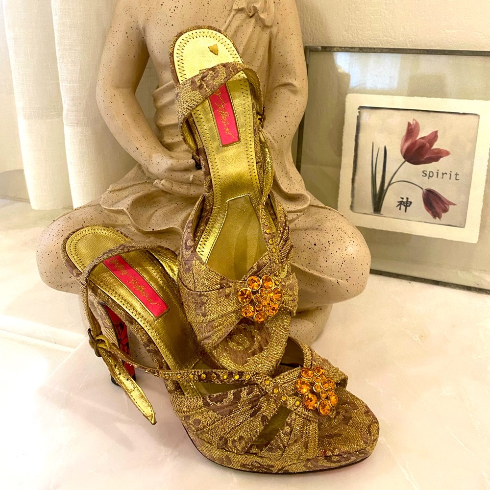 Brocade Betseys with bling